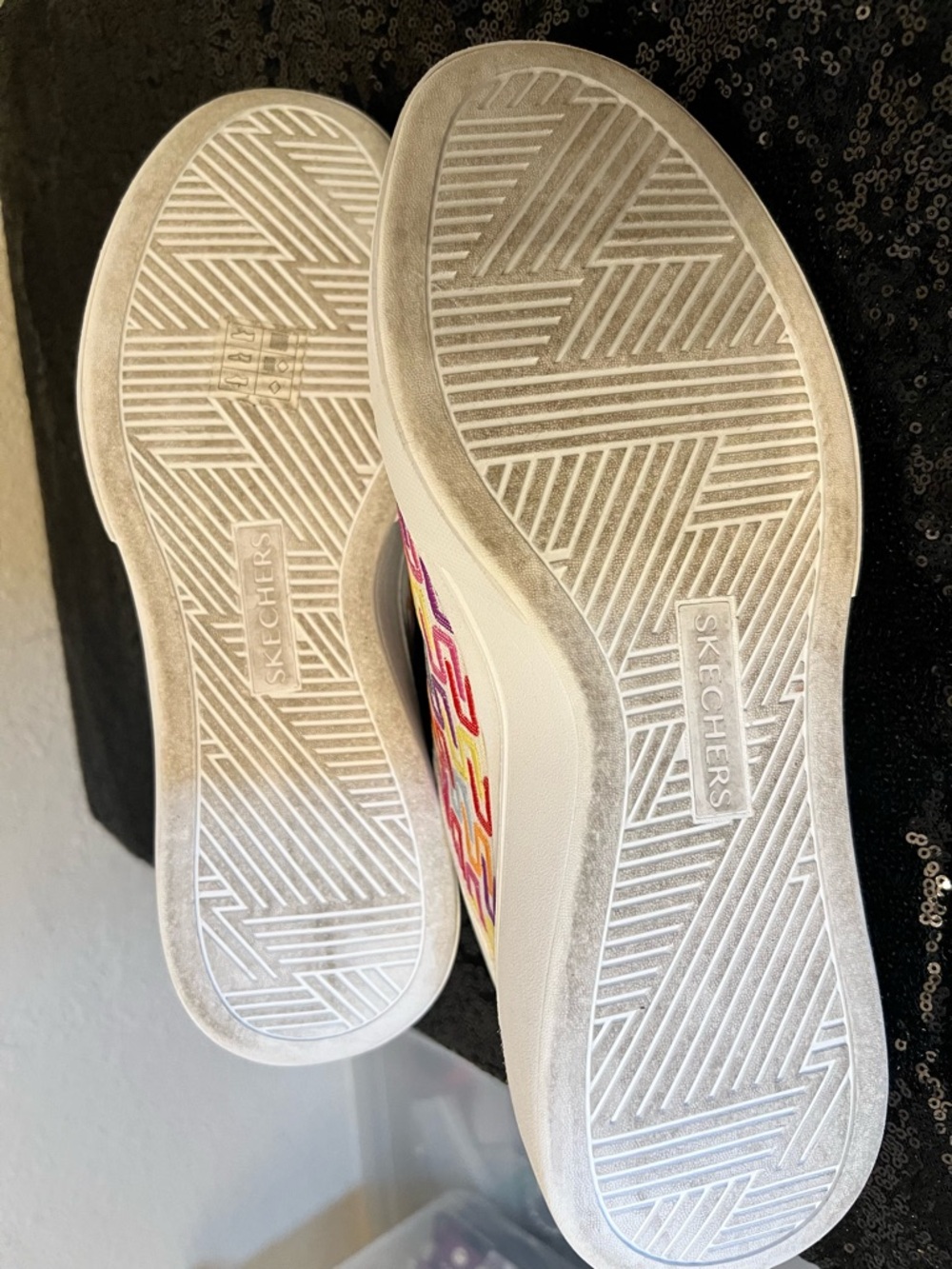 Skechers White Sneakers with Rainbow 'S' Logo Pattern - Picture 6 of 7